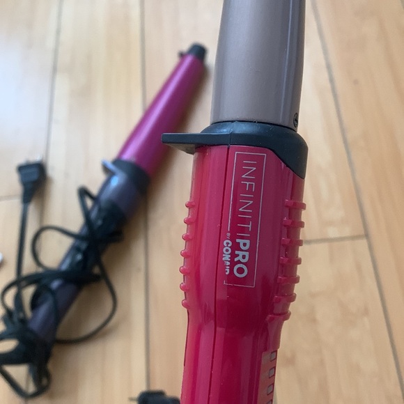 Set of Pink and Black Curling Wands - Picture 6 of 9